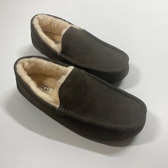 UGG Pure Men's Lined Moccasin Slippers - size 8 – New - Picture 1 of 8